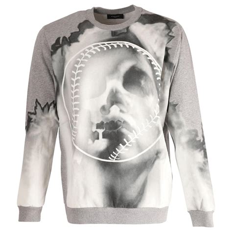 givenchy skull print sweater|givenchy sweatshirt fleece.